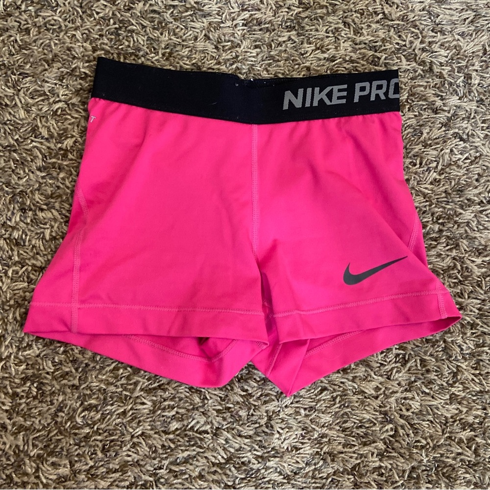 Pink Nike Pros